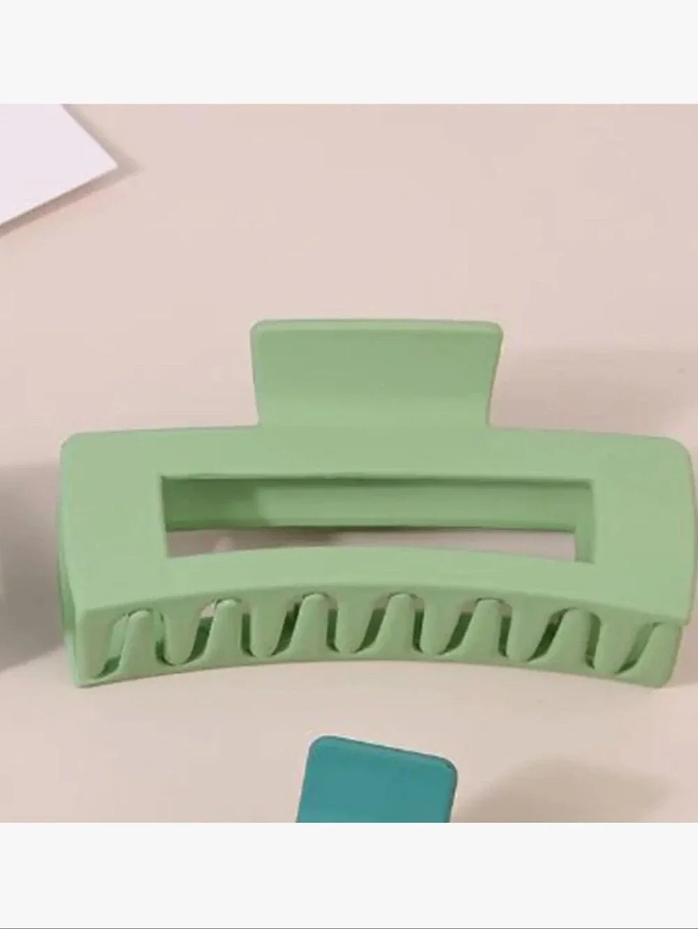 Matte Hair Claw Clip for Unisex - Stylish Grip Rectangle Frosted Hair Clip